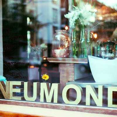 Neumond Restaurant