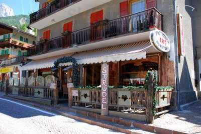 Pasticceria Marlene Tee E Cafe Stube, Campitello di Fassa 