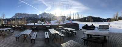 Rifugio Sponata, La Villa