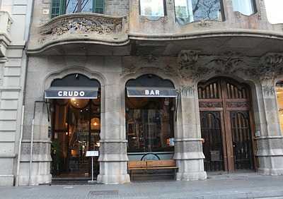 Crudo Bar