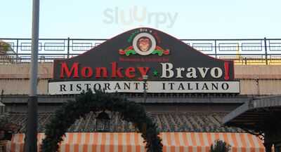 Monkey Bar & Grill