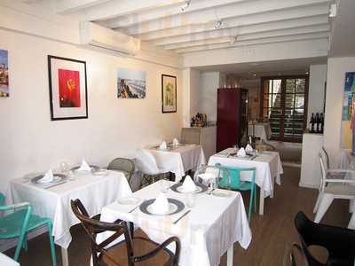 Porto Pino Restaurant & Boutique