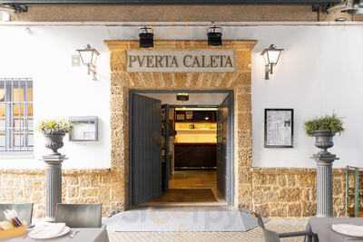 Puerta Caleta