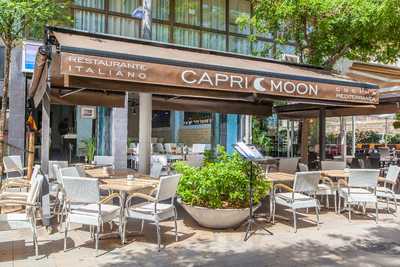 Capri Moon La Restaurant