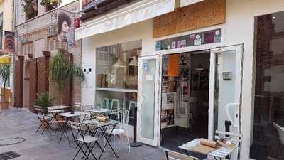 Dulces Dreams Boutique Hostel & Cafe Gallery