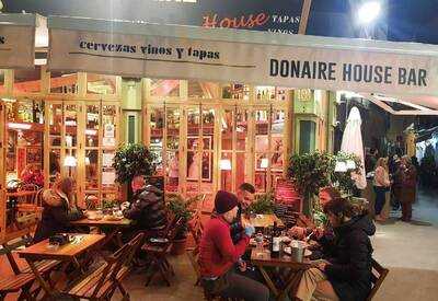 Donaire House Bar