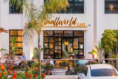 Smallworld Cafe