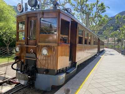 Tren De Soller Station Cafe