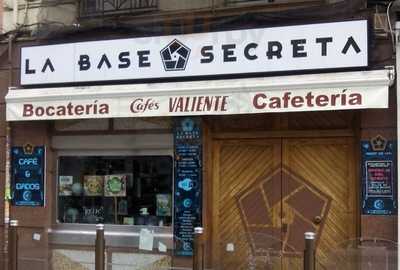 La Base Secreta