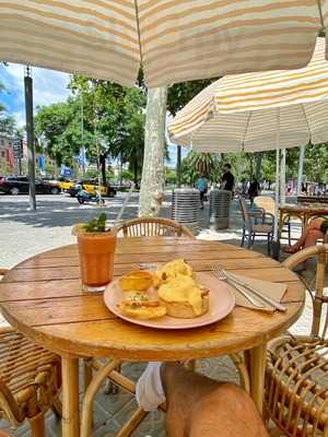 Brunch & Cake By The Sea