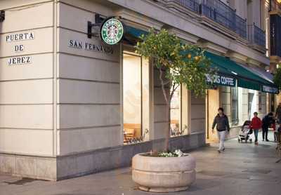 Starbucks Puerta Jerez