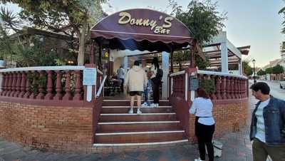 Donny's Bar