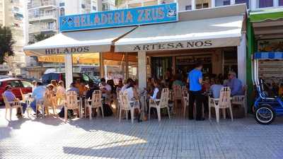 Zeus Heladeria