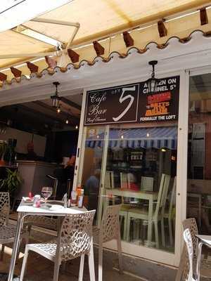 Cafe Bar No 5