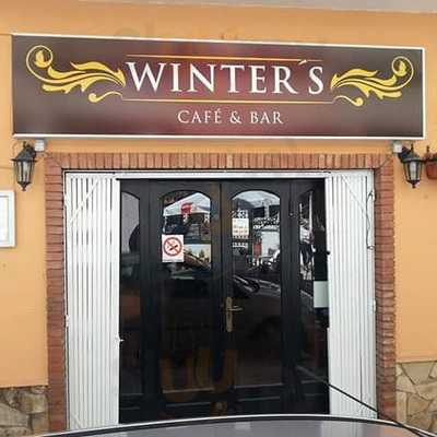 Winter's Cafe & Bar