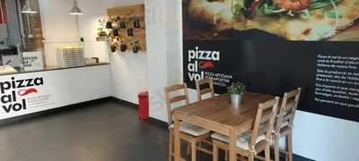 Pizza Al Vol