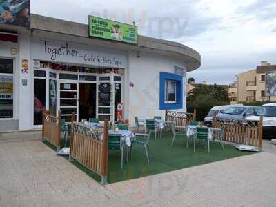 Together Café & Pets Spa