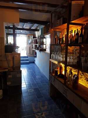 La Bodega