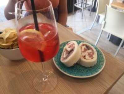 Wine Bar "In Cantina" Drink & Food, Jesolo