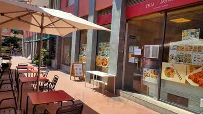 Thai Jasmine Sake Sushi 2