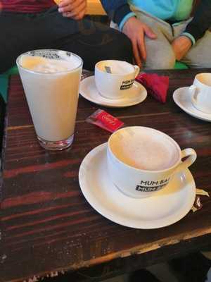 Mum Bai Coffee And Drinks Club