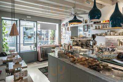 Camelia Bakery