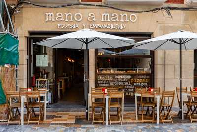 Mano A Mano Cartagena - Pizzería Y Empanadillería