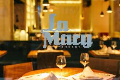 La Mary León Restaurant