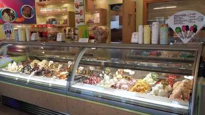 Gelateria Gustisongusti