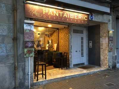 Pantaiberic Delicatessen