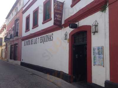 El Patio De Las 7 Esquinas