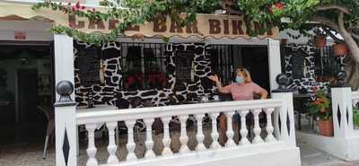 Bar Bikini Cafe