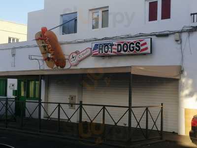 Ca`puchi Hot Dog