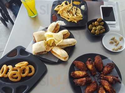 100 Montaditos