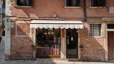 Milan Bar, Venezia