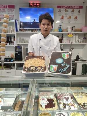 Eis Street Gelateria