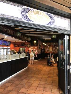 100 Montaditos