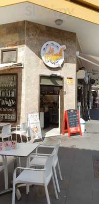 La Croquett Deli Café