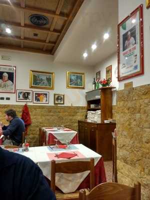 Pizzeria Vecchia Napoli by Carrer, Milano