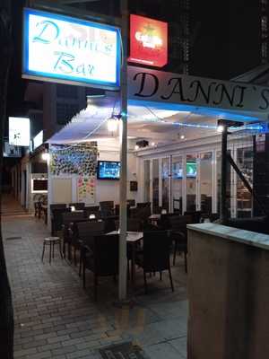 Danni's Bar