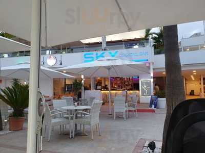 Sky Cocktail Bar