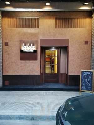 La Lola Food & Drink