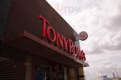 Tony Roma's