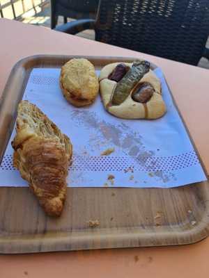 Serra, Panaderia Pasteleria