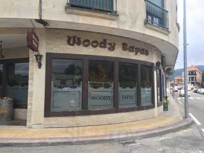 Woody Pool Y Woody Tapas