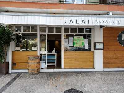 Jalai Bar & Cafe