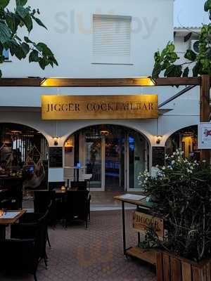 J I G G E R  Cocktail & Disco Bar