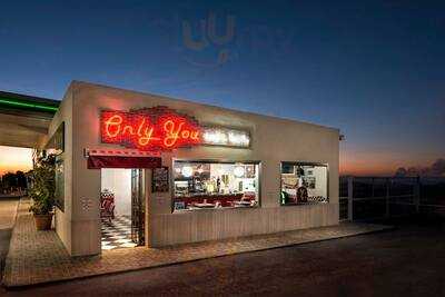 Only You Café-bar 50's Diner