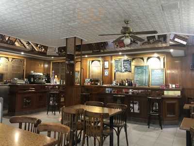 Bar Carino