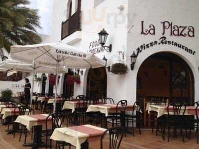 Pizza Restaurant La Plaza